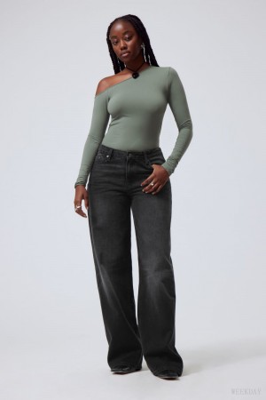 Black Weekday Ample Low Loose Jeans | AIKD3664