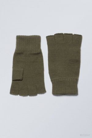 Dark Khaki Weekday Wood Gloves | CNJZ7519