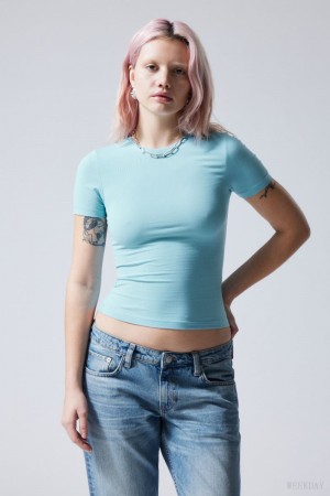 Light Blue Weekday Slim Fitted T-shirt | OUWM7022