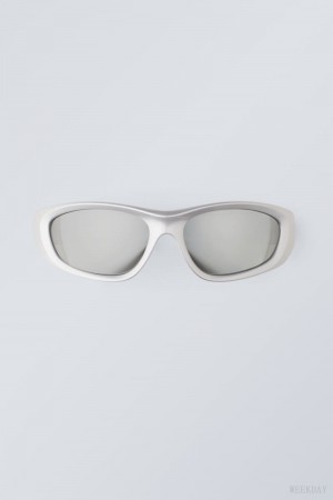 Silver Weekday Trek Sunglasses | PVTJ0664