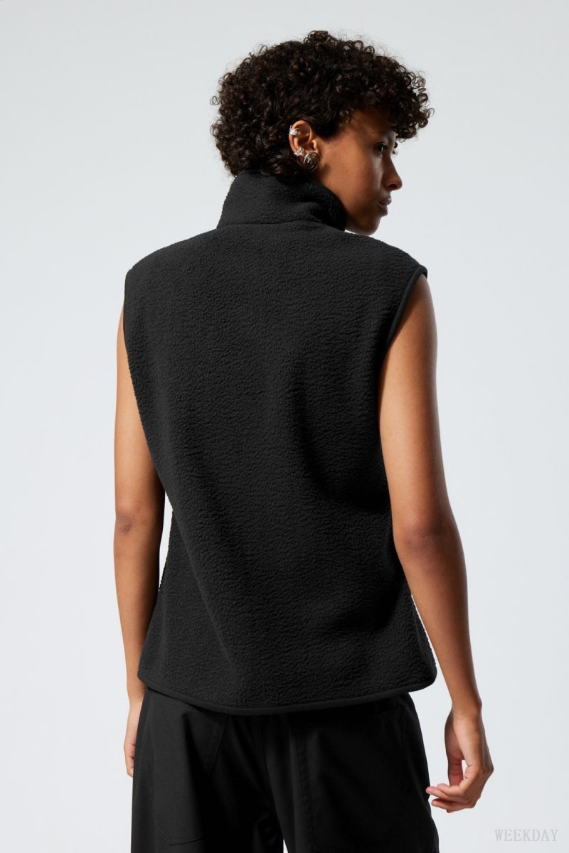 Black Weekday Any Fleece Vest | NHRB6159