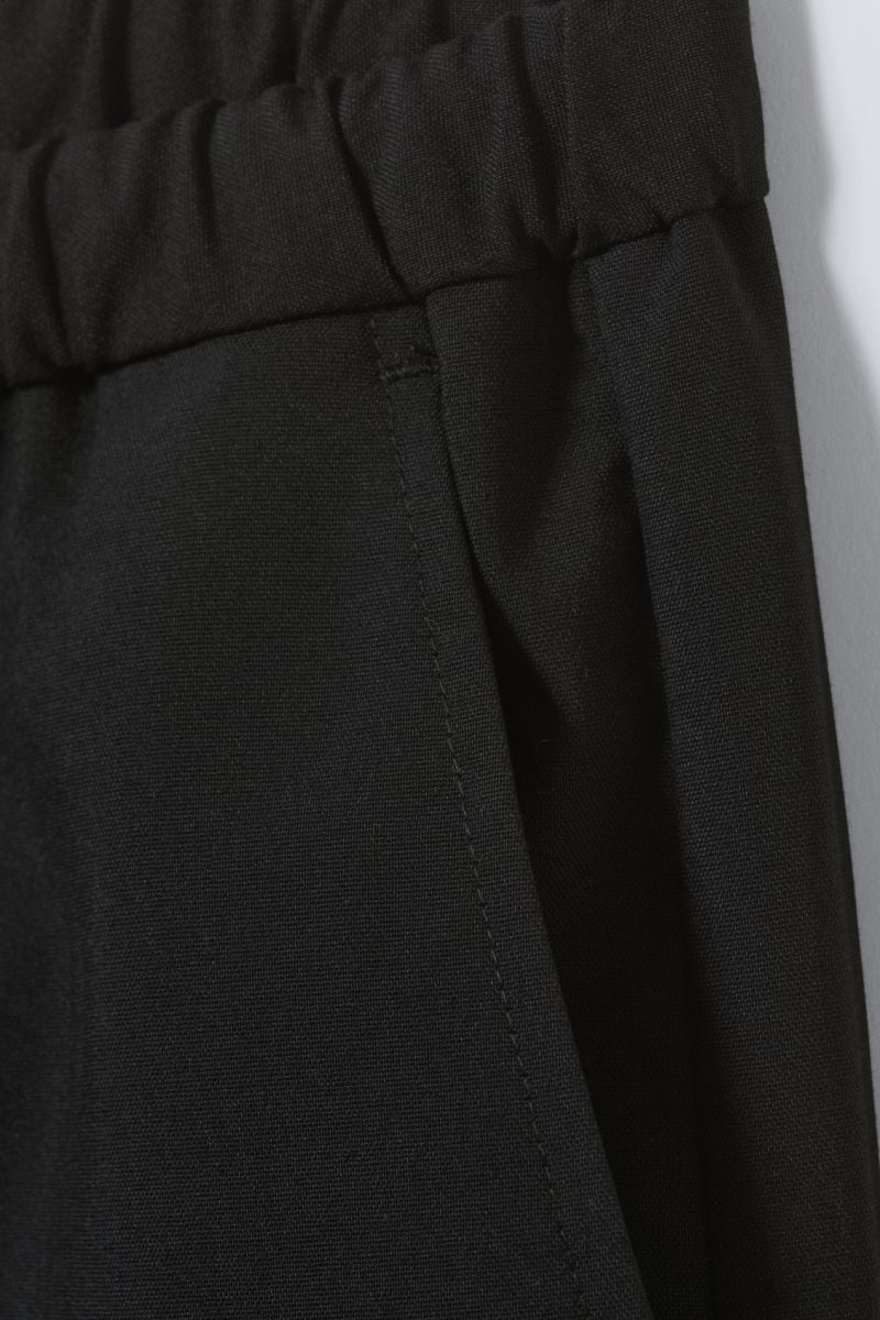 Black Weekday Axel Relaxed Suit Trousers | WIYO8403