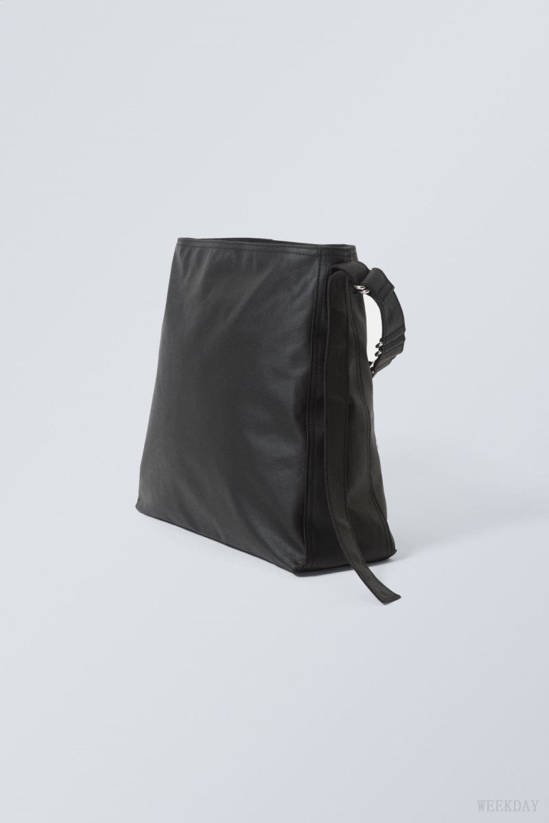 Black Weekday D-Ring Bag | UCAB7481