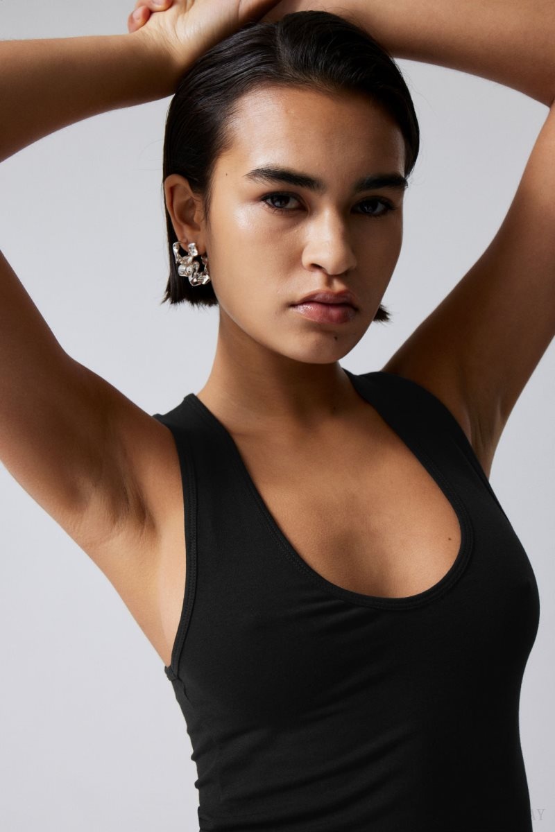 Black Weekday Deep U-Neck Tank Top | KQCV4816