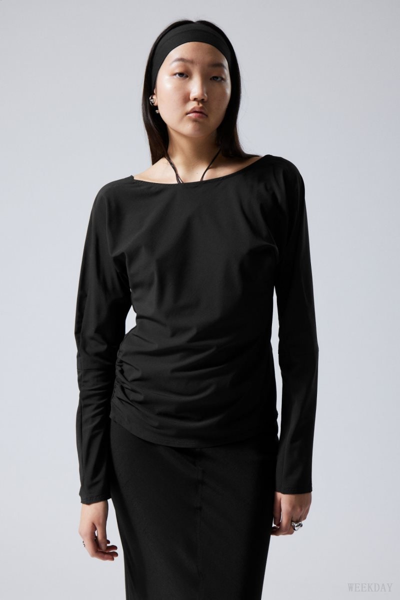 Black Weekday Derya Asymmetric Longsleeve Top | POYO2663