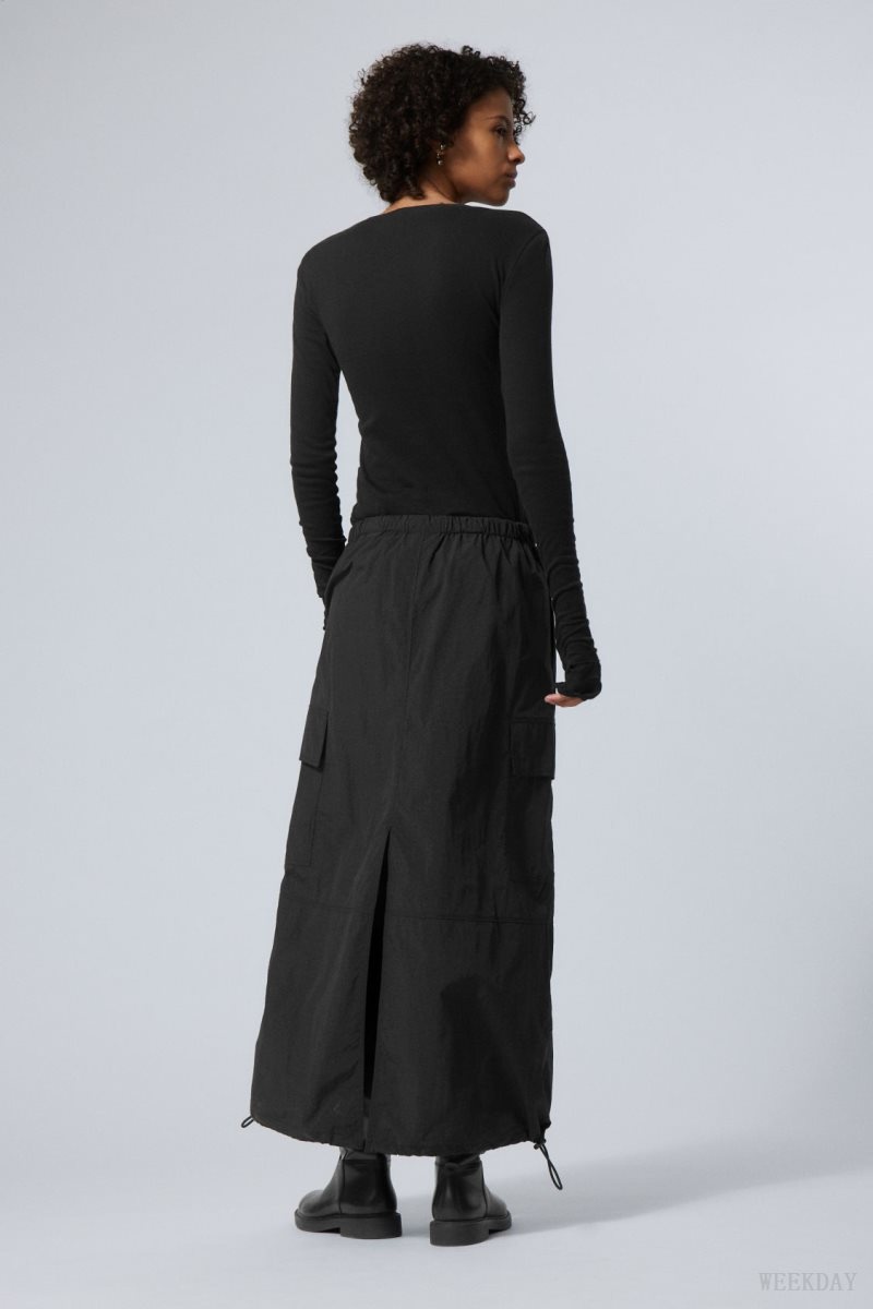 Black Weekday Edge Cargo Skirt | NWCY5052