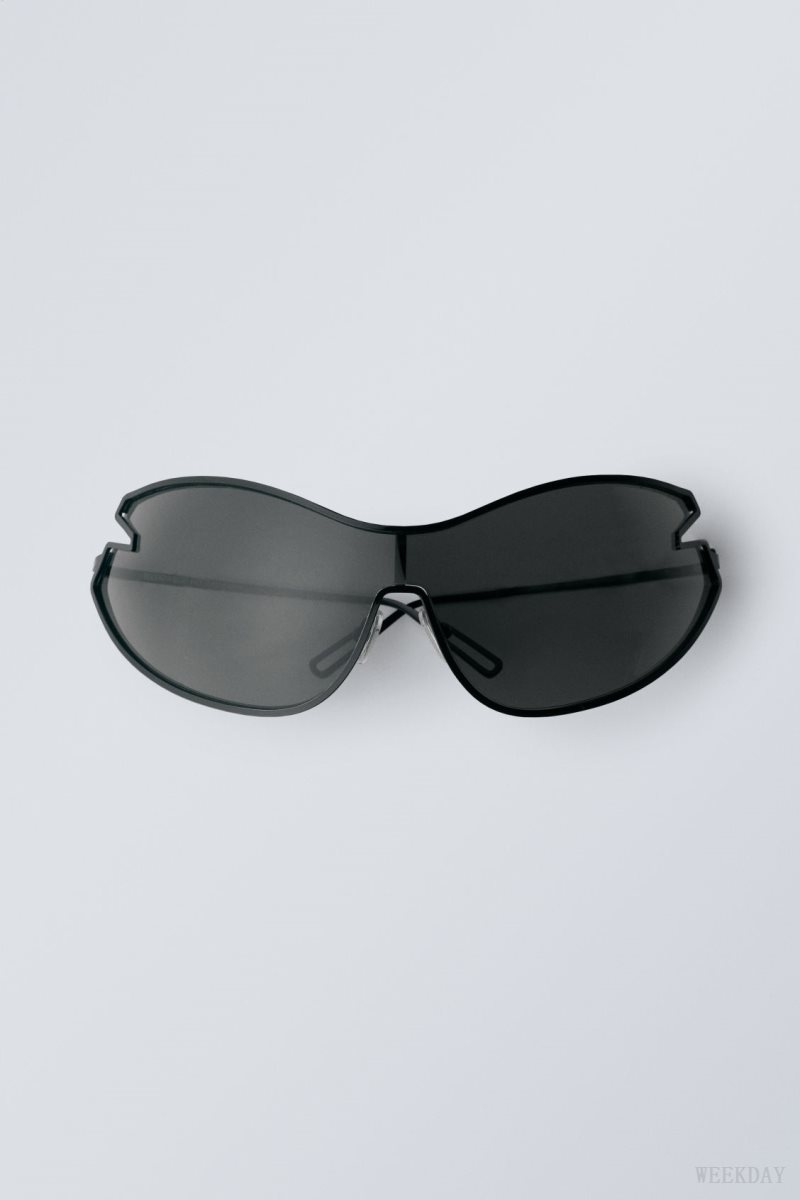 Black Weekday Fly Sunglasses | FULB8708