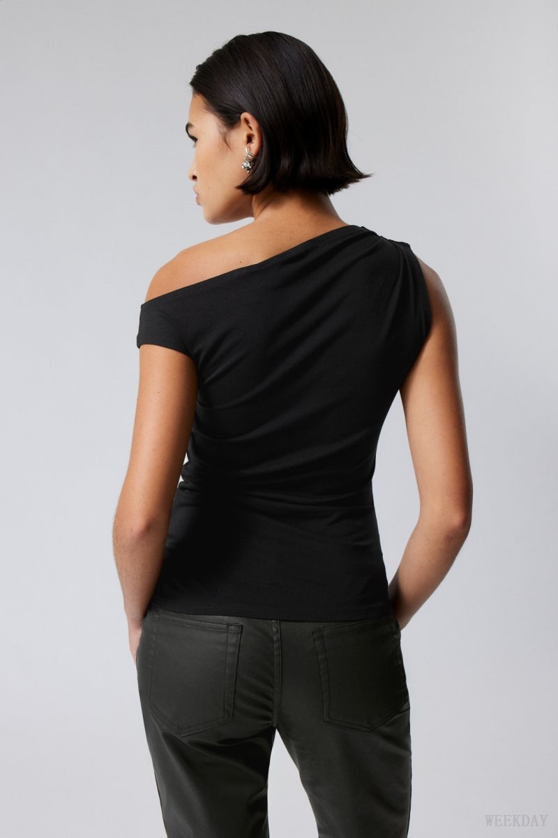 Black Weekday Hera Drape Top | GPVY0102