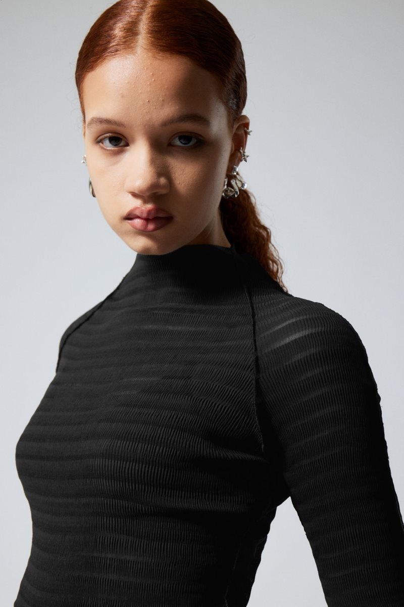 Black Weekday Laura Long Sleeve Pleated Top | TXDN0625