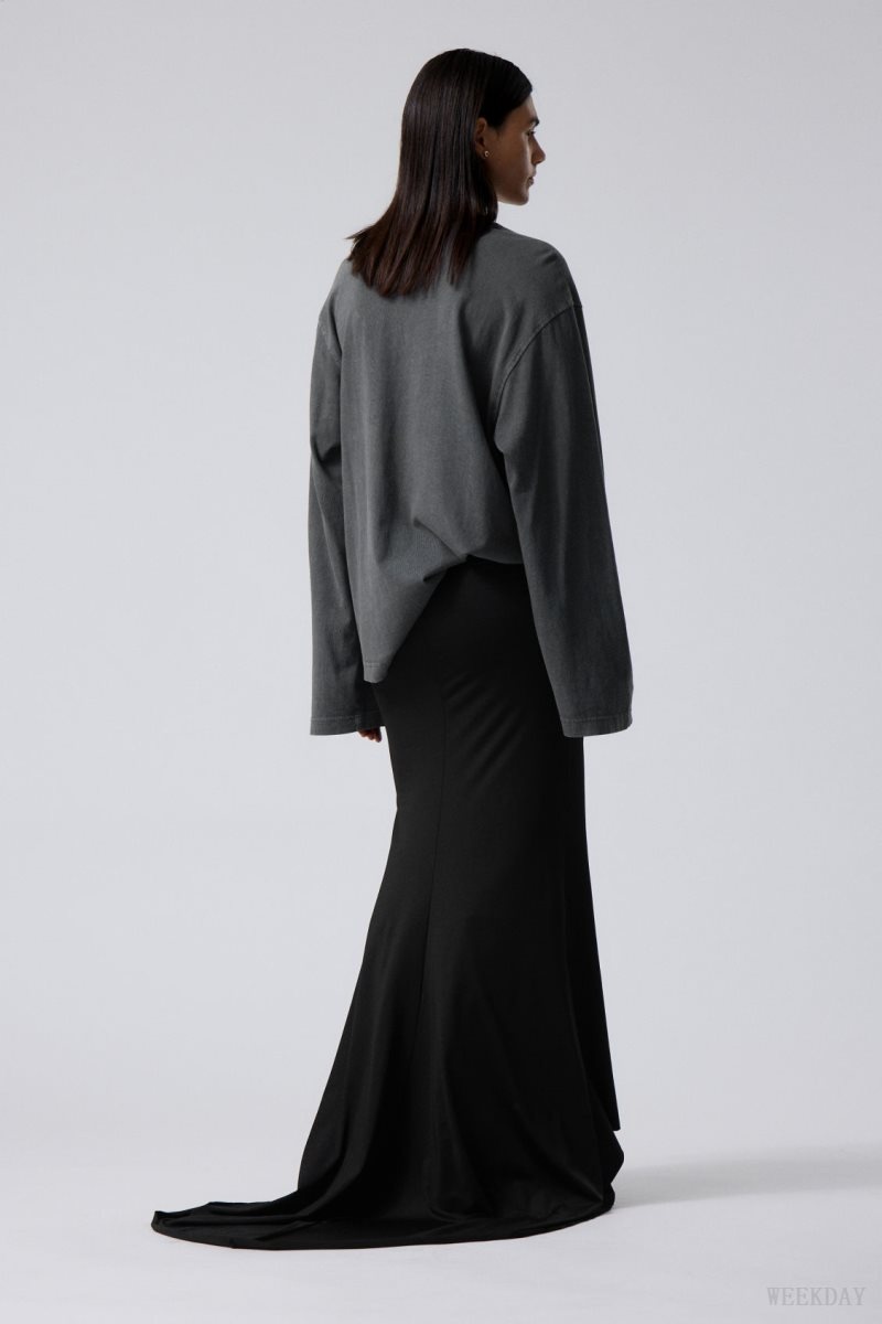 Black Weekday Long Asymmetric Drape Skirt | XVYF0993