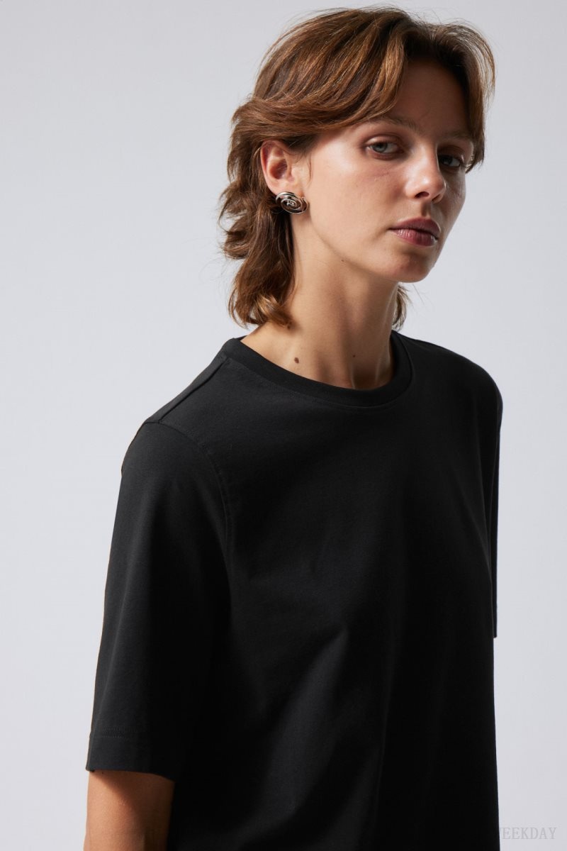 Black Weekday Perfect Boxy T-shirt | HHLH8885