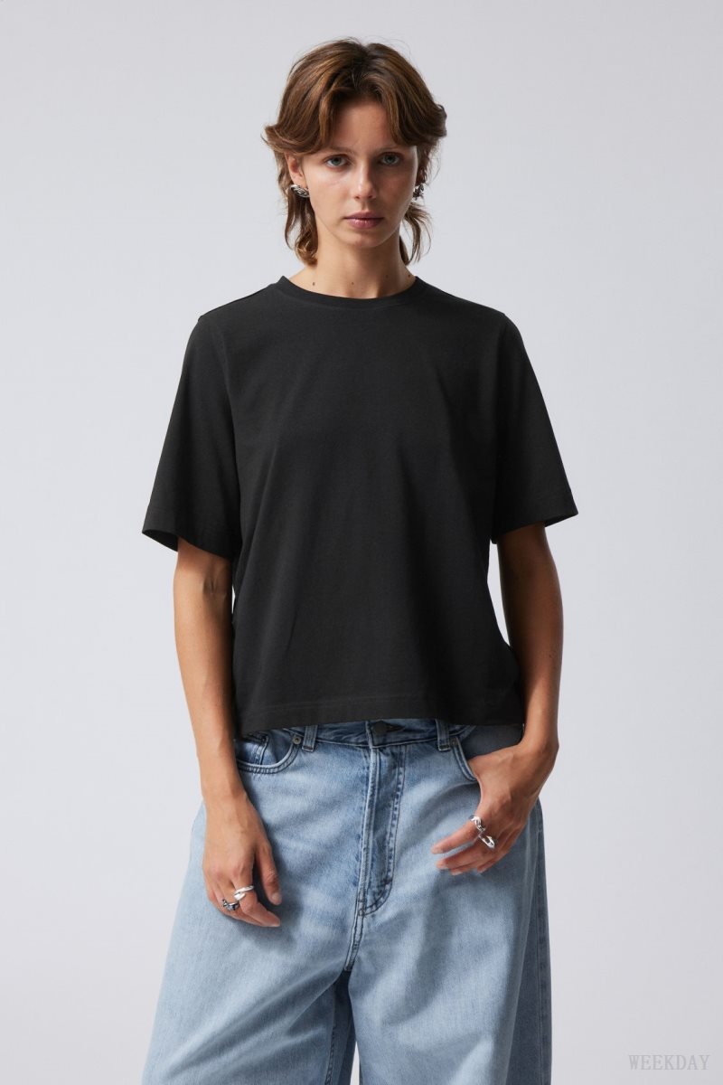 Black Weekday Perfect Boxy T-shirt | HHLH8885