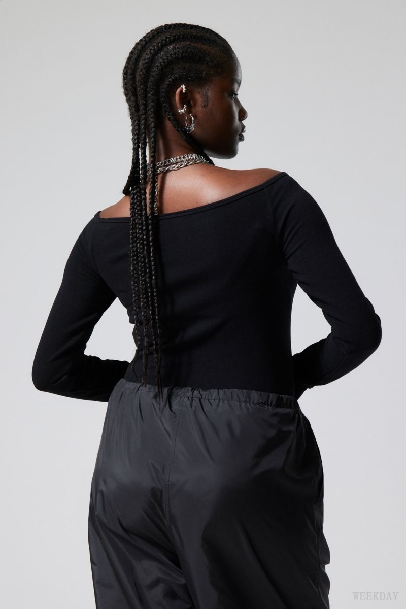 Black Weekday Seamless Off Shoulder Long Sleeve | KTZM6150