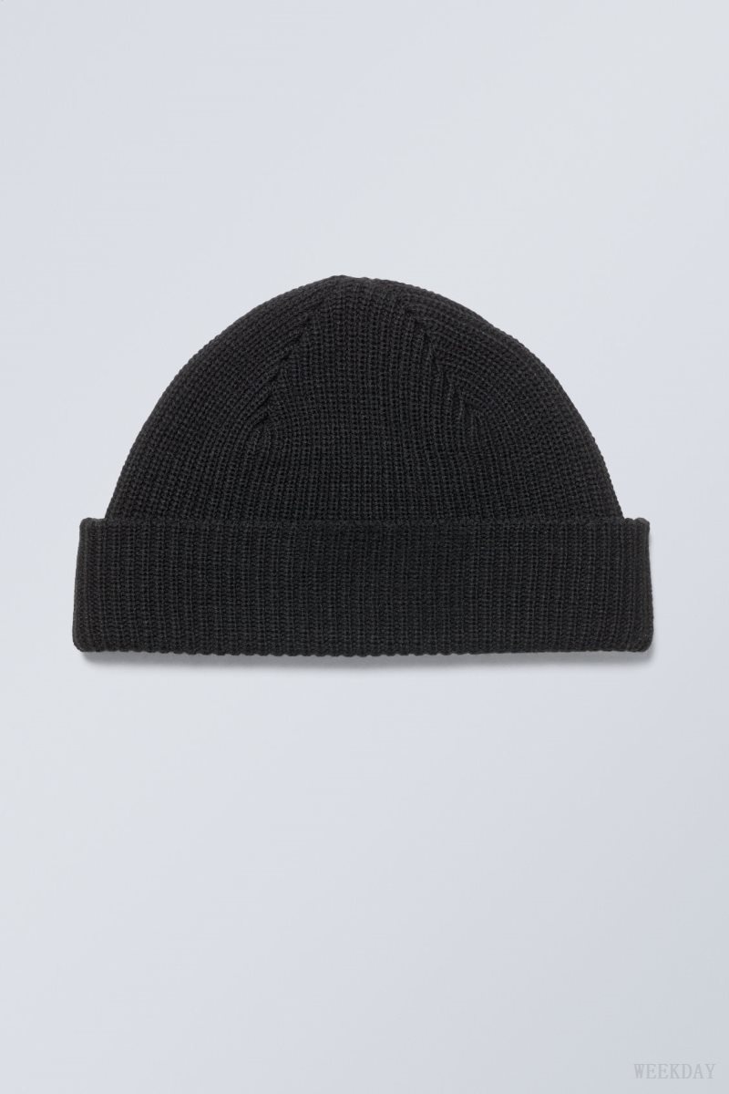 Black Weekday Stan Beanie | MASM8606