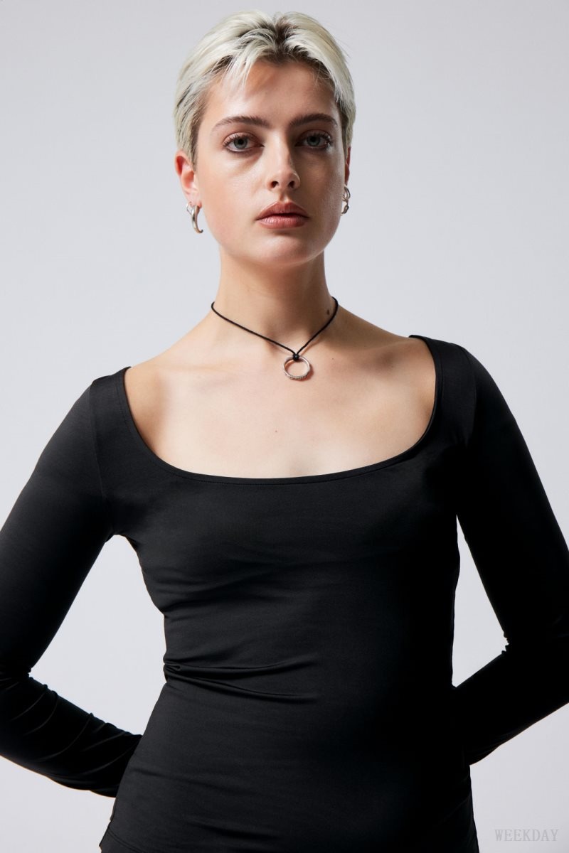 Black Weekday Tea Scoop Neck Long Sleeve Top | YRZT1058