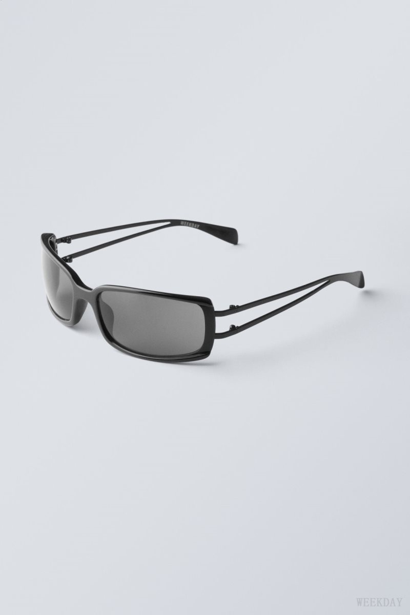 Black Weekday Tour Sunglasses | JUNM6478