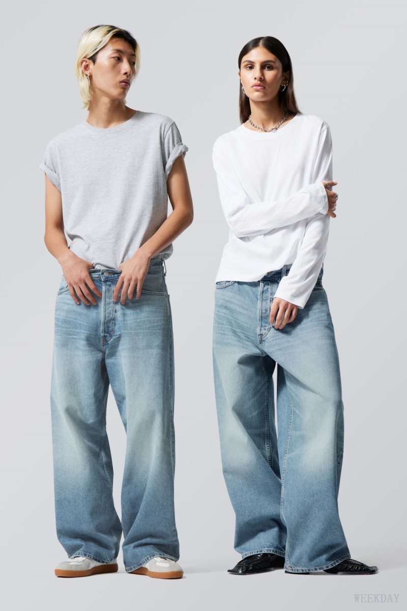 Blue Weekday Astro Loose Baggy Jeans | NYPA3244