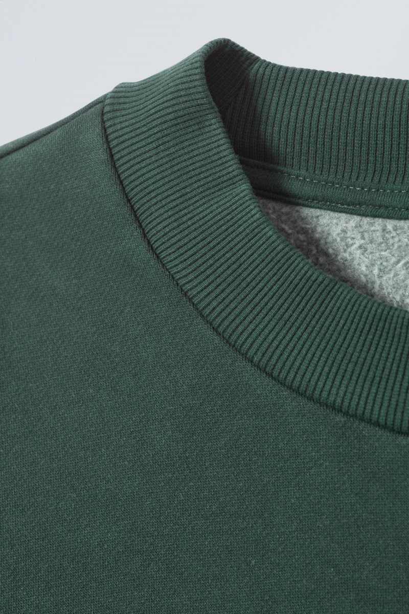 Dark Green Weekday Relaxed Heavyweight Sweatshirt | UOPS3092