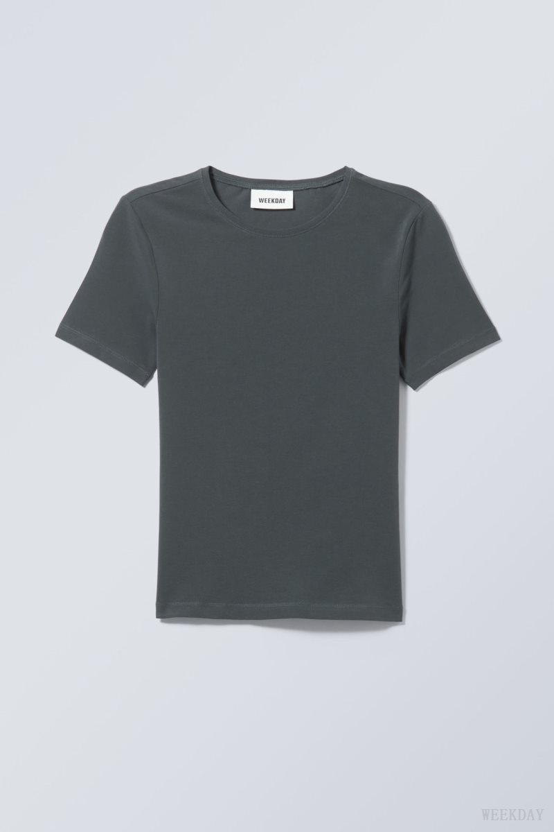 Dark Green Weekday Slim Fitted T-shirt | NTMX8257