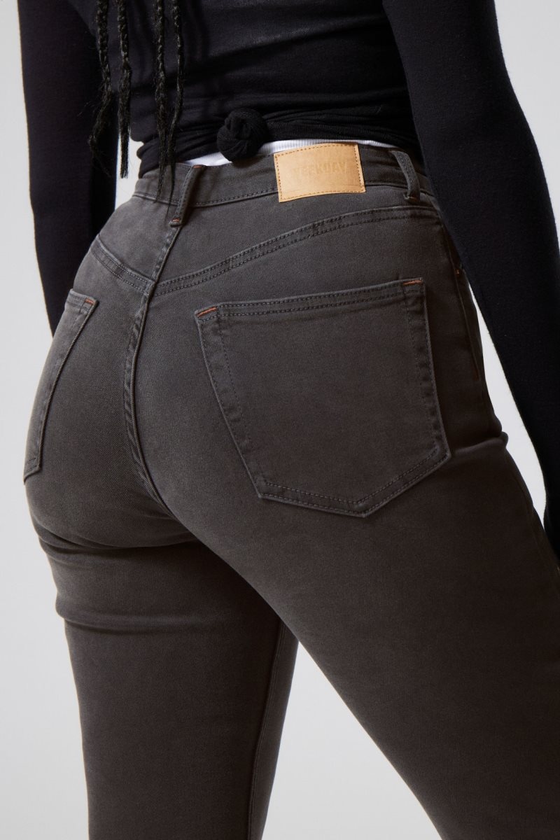 Dark Grey Black Weekday Glow Curve High Flared Jeans | JIWI9394