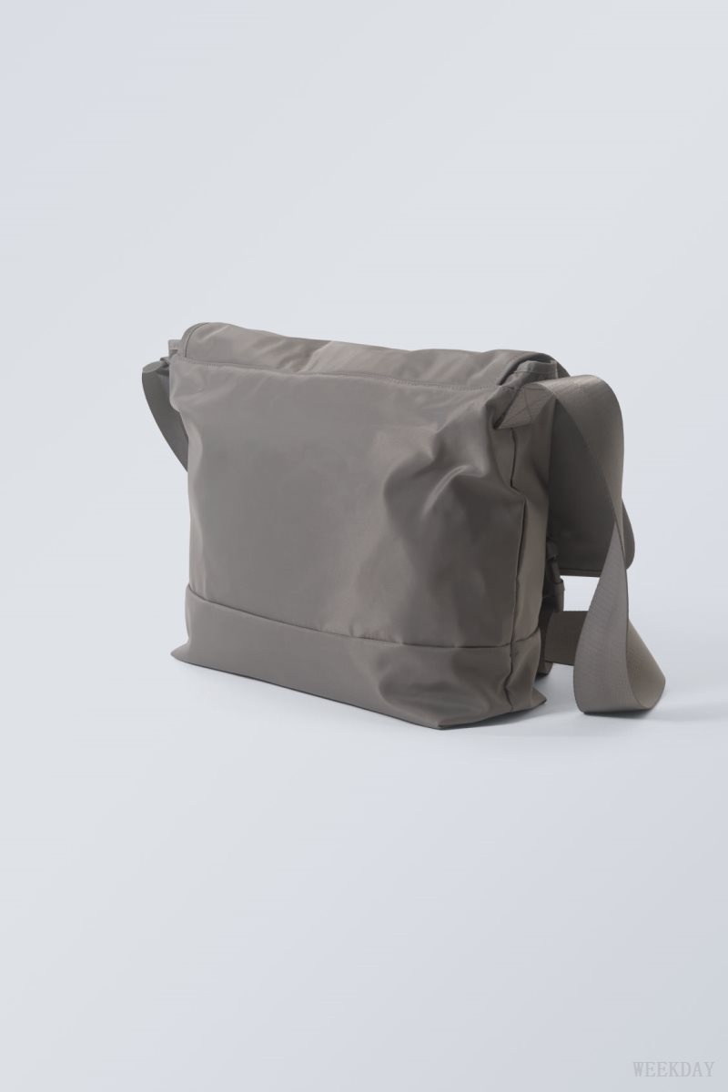 Grey Weekday Messenger Bag | FCDY9142