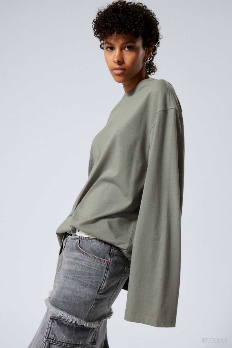 Grey Weekday Oversized Long Sleeve T-shirt | ONWK8944