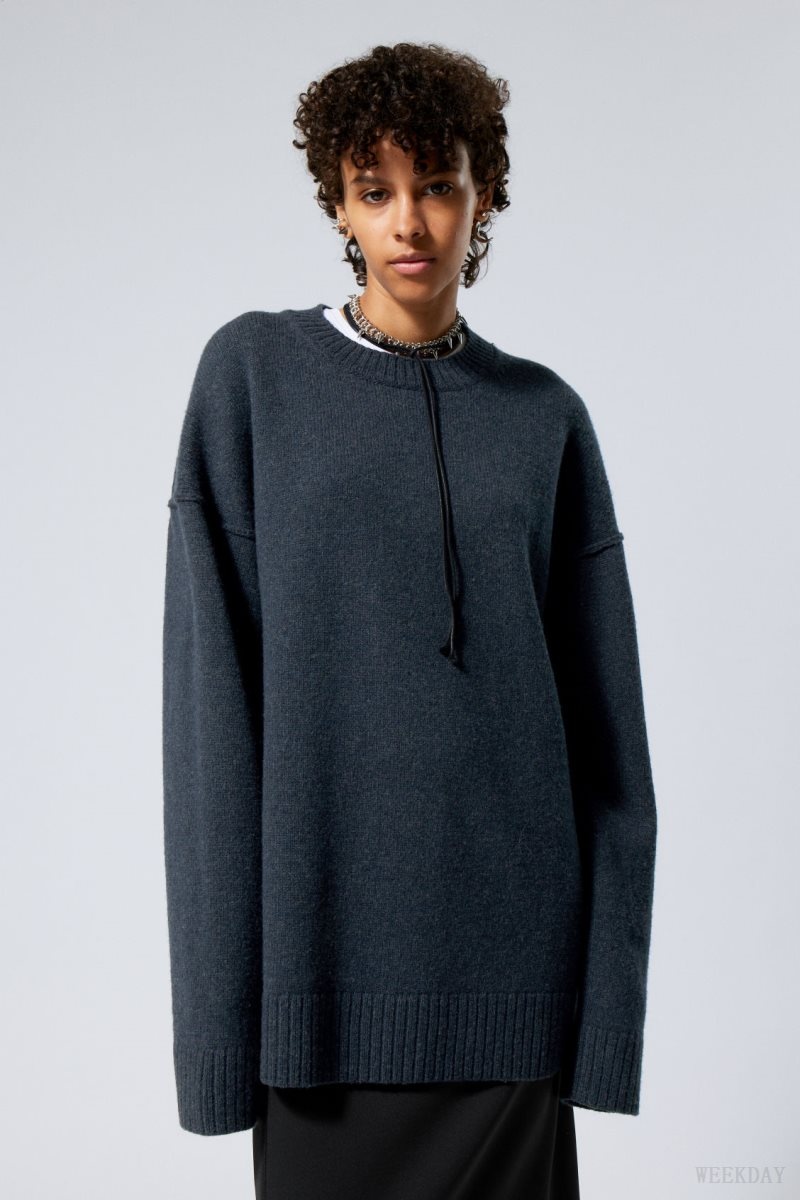 Navy Weekday Eloise Oversized Wool Sweater | CIZF3704