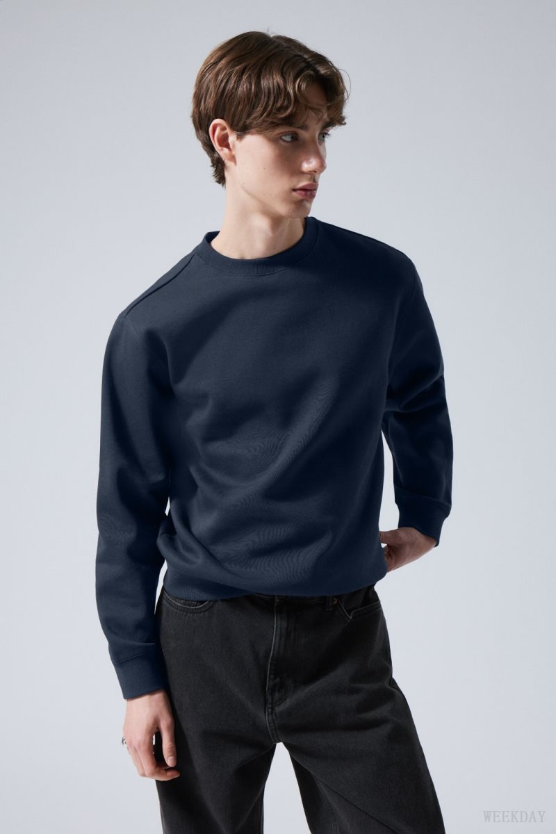 Navy Weekday Standard Midweight Sweatshirt | KXVC3541