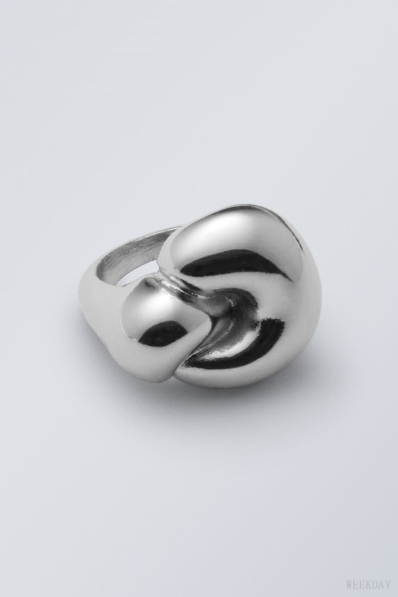 Silver Weekday Bold Ring | EXHV1011