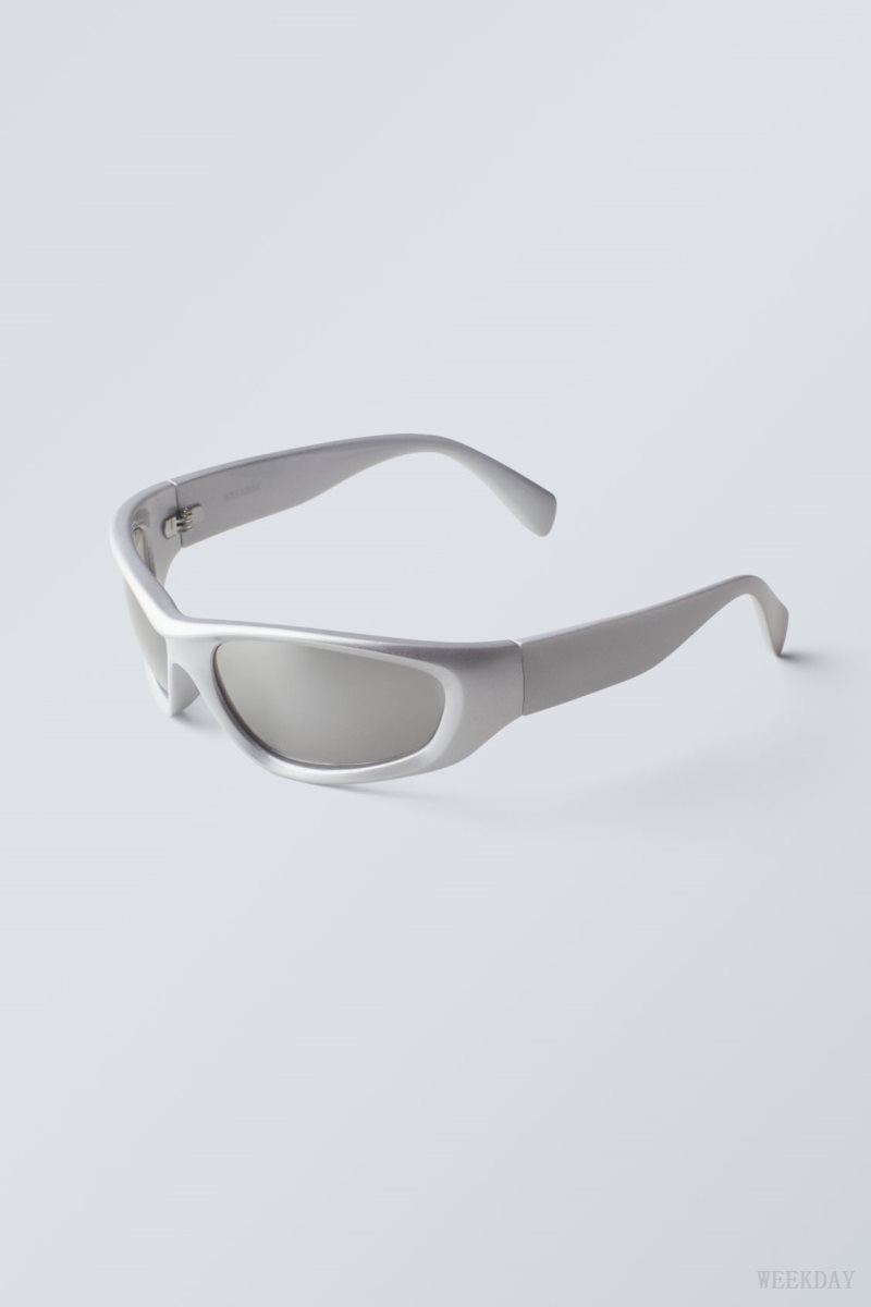 Silver Weekday Trek Sunglasses | PVTJ0664