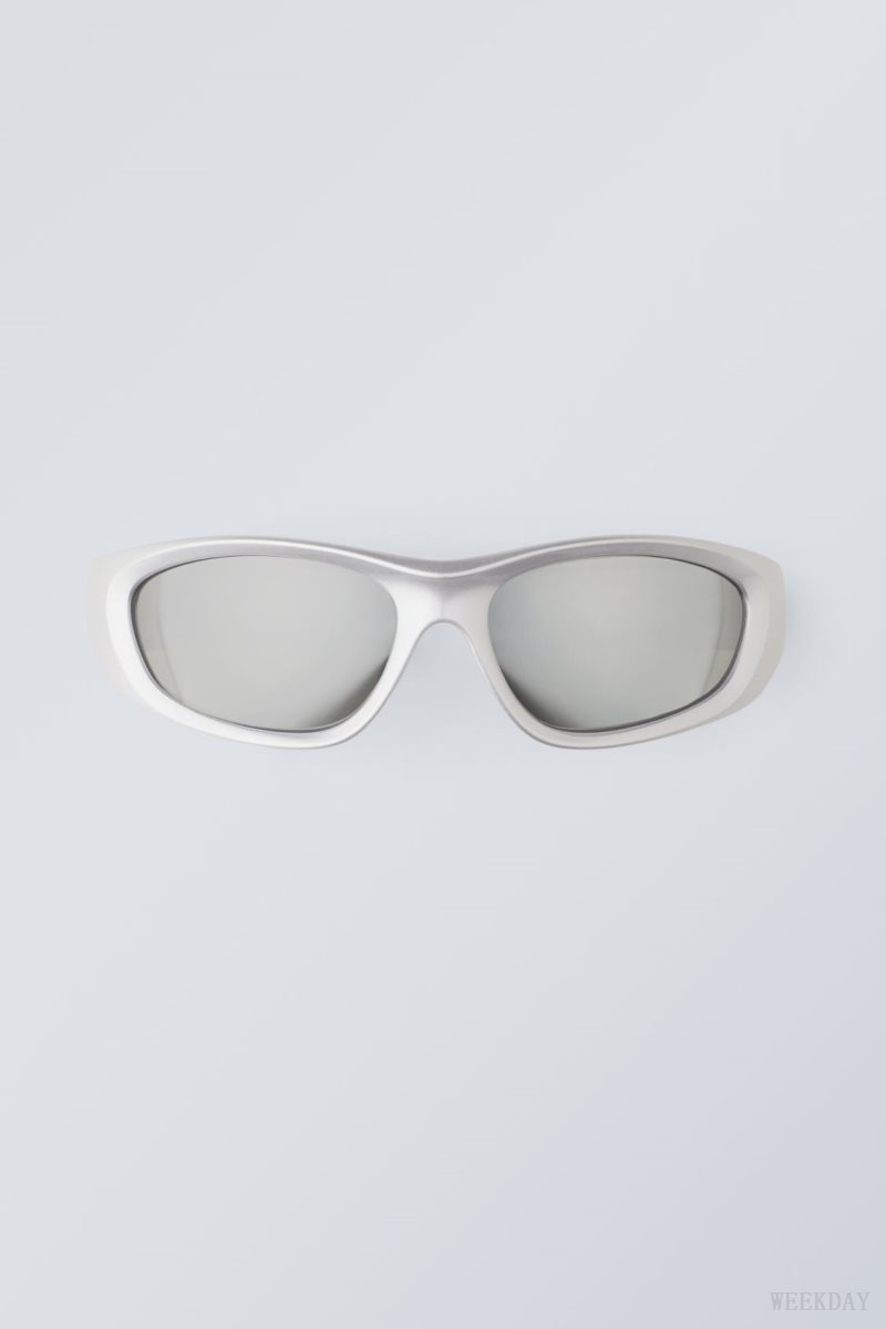 Silver Weekday Trek Sunglasses | PVTJ0664