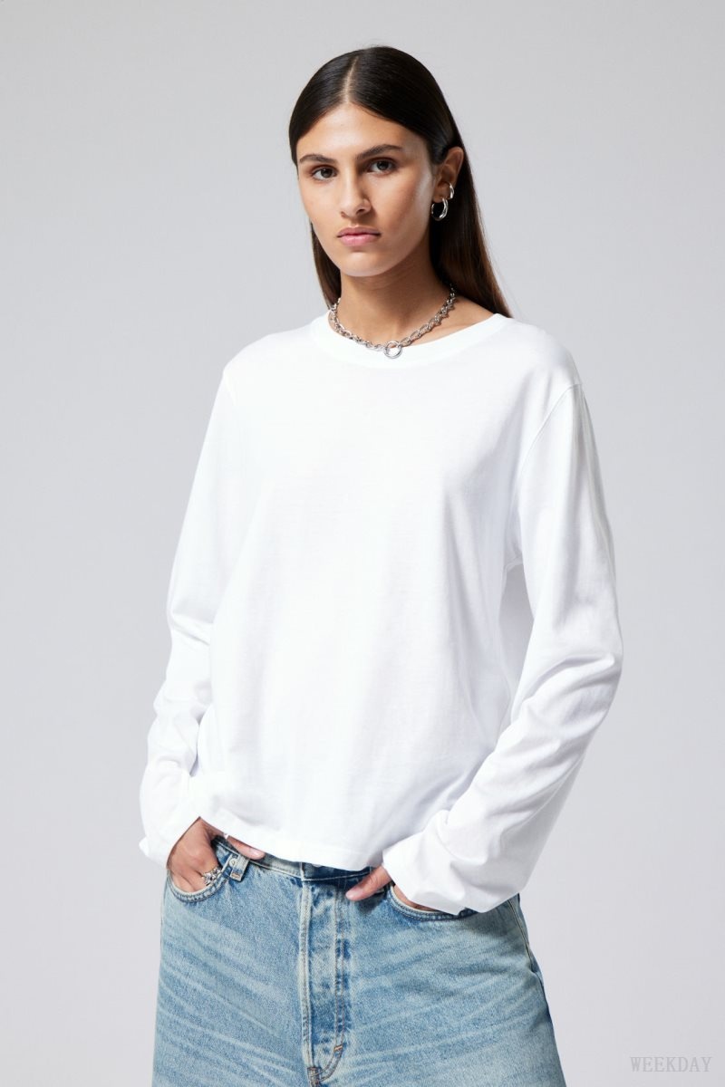 White Weekday Essence Standard Long Sleeve | PELH8399