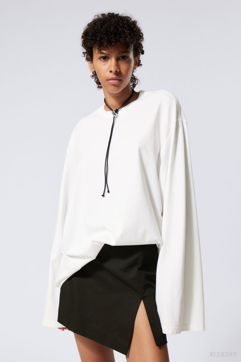 White Weekday Oversized Long Sleeve T-shirt | FIGY8276