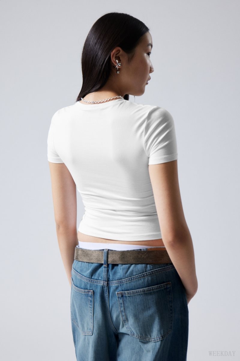 White Weekday Slim Fitted T-shirt | ROQU7201