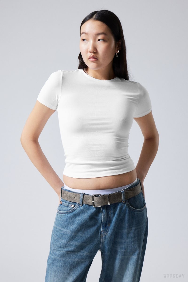 White Weekday Slim Fitted T-shirt | ROQU7201